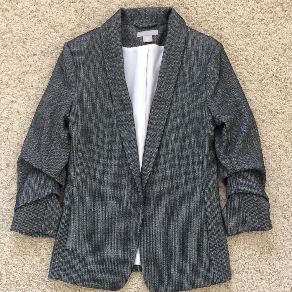 H&M women’s quarter sleeve rutched open front blazer